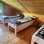 Ananda Space - номери в ретритному центрі, біля верховини * Velykyi Khodak