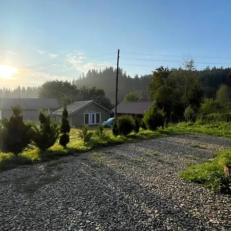 Ananda Space - номери в ретритному центрі, біля верховини Guest house Velykyi Khodak